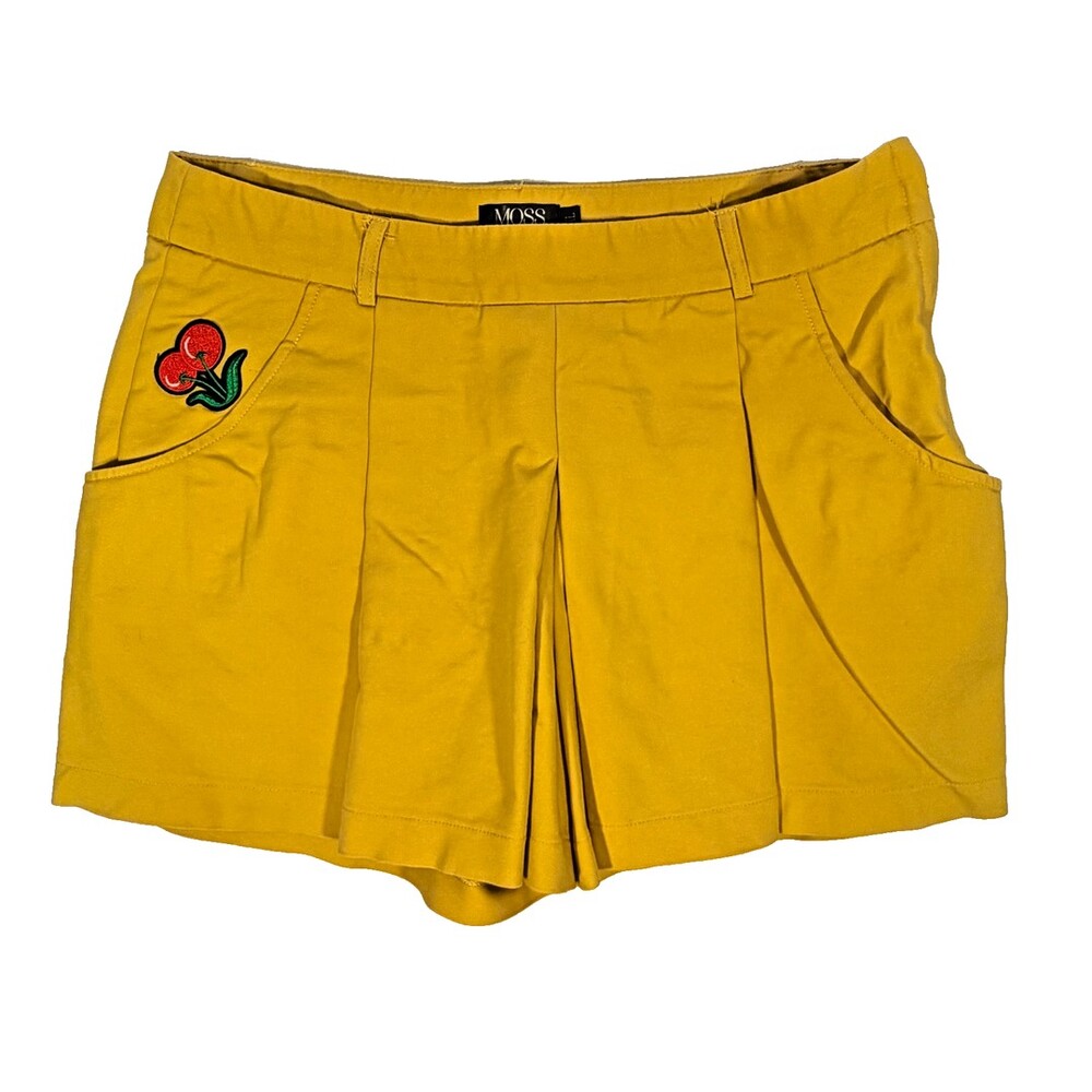 MOSS Yellow Pleated Skort Shorts Women's XL Red Cherry on Pocket